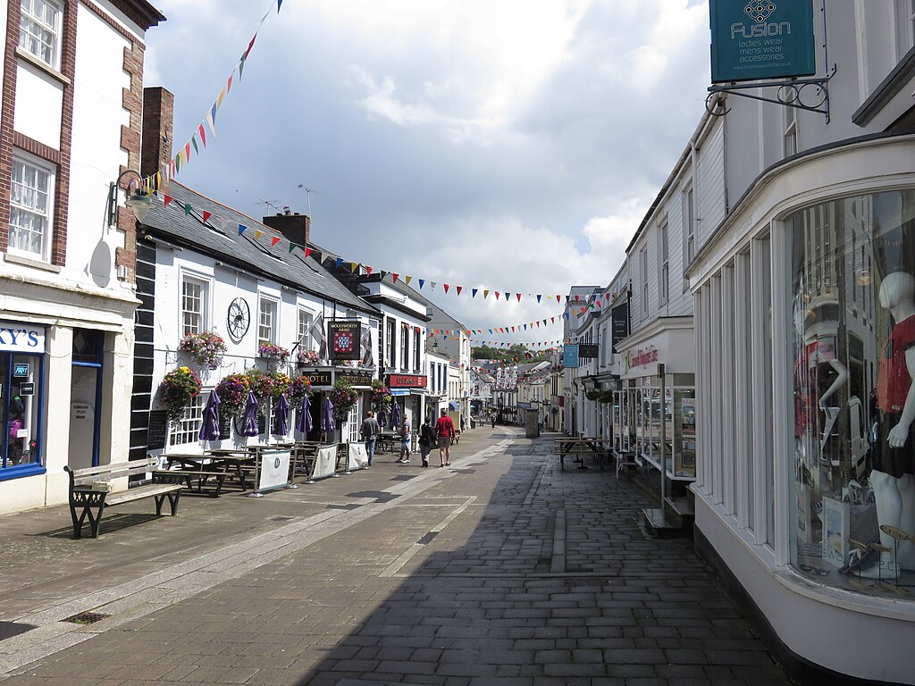 Wadebridge shops