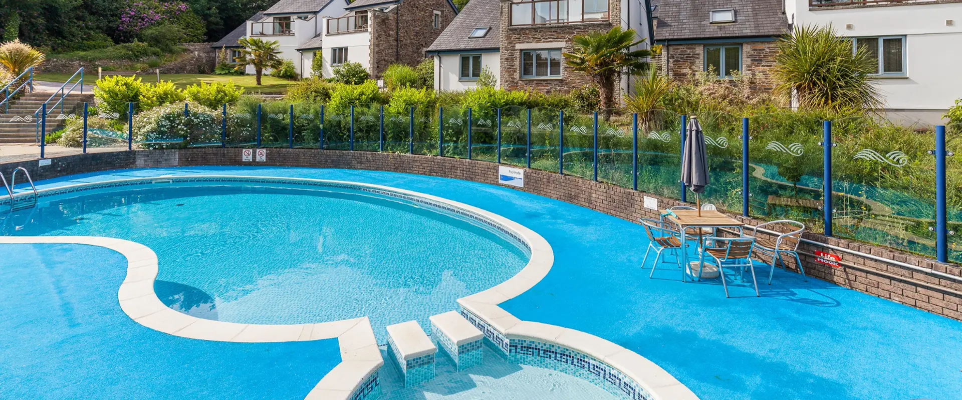 swimmingpool banner